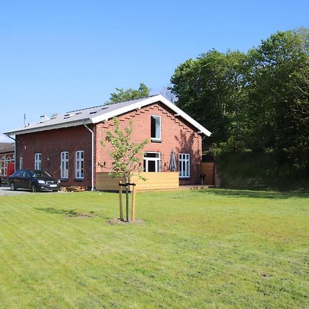 Altes Bahnhofsvorsteherhaus Wohnung Unten Husum  Exterior photo